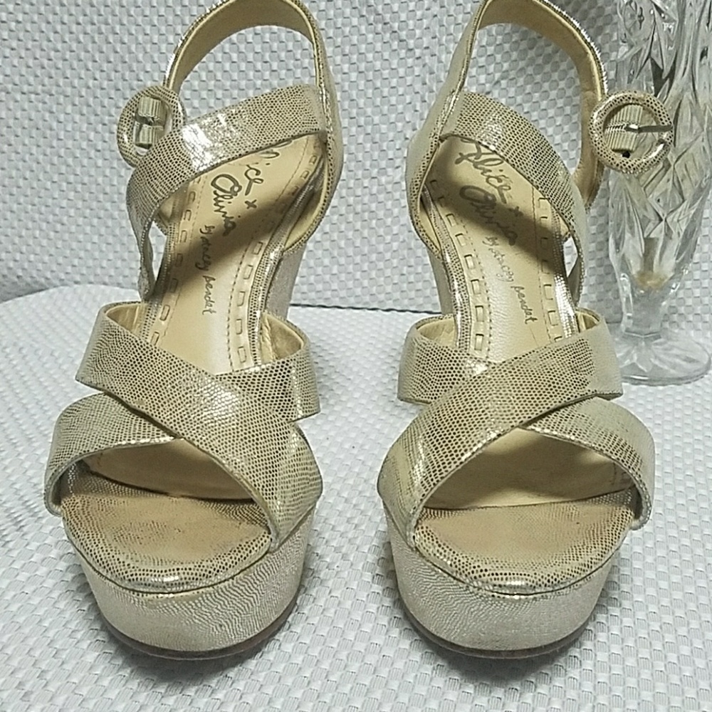 Alice & Olivia wedges/sandals  7